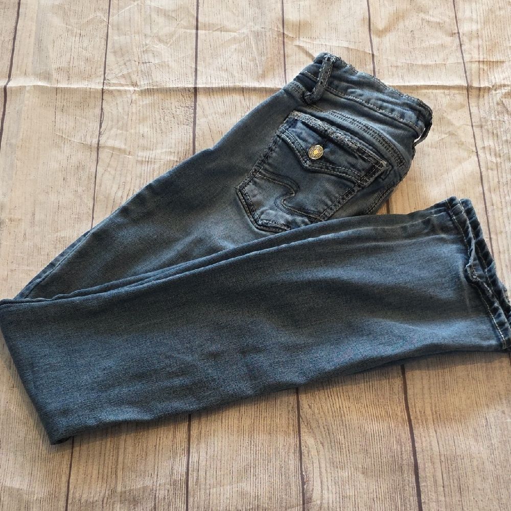 Silver Jeans Women's Straight Leg in Blue
